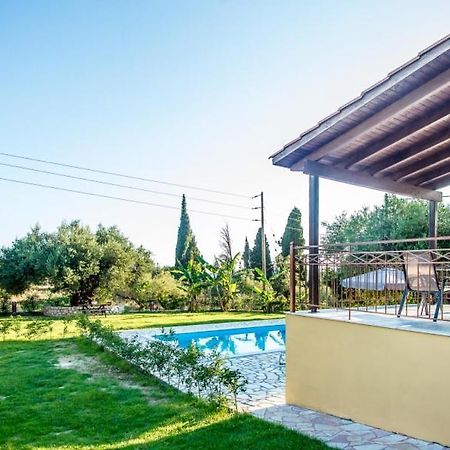 Villa Irida Afrato エクステリア 写真