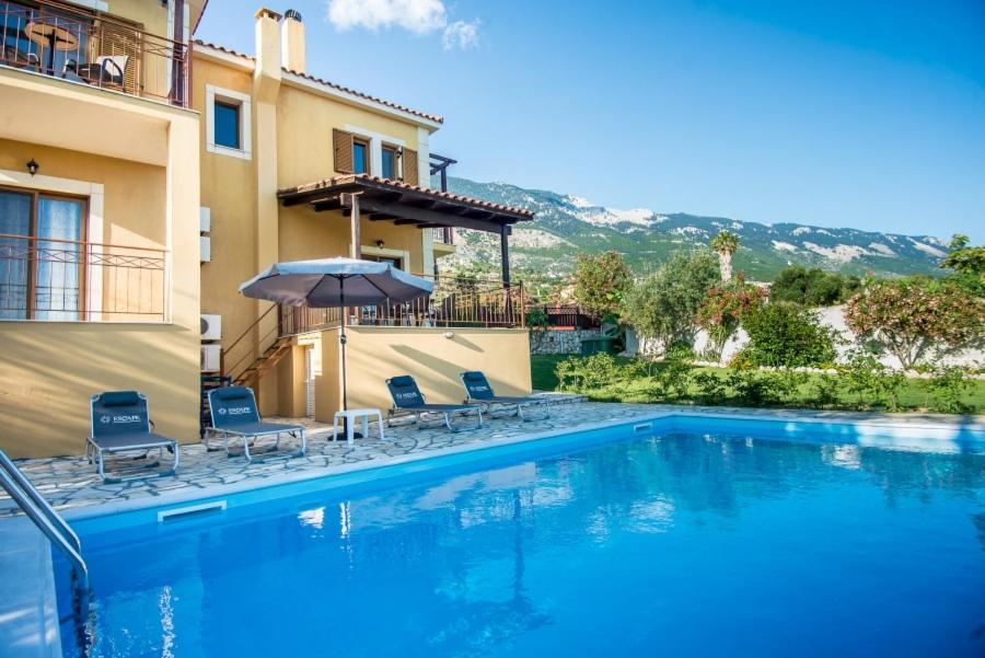 Villa Irida Afrato エクステリア 写真