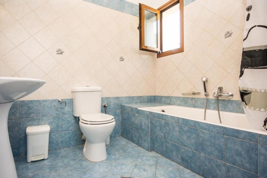 Villa Irida Afrato エクステリア 写真